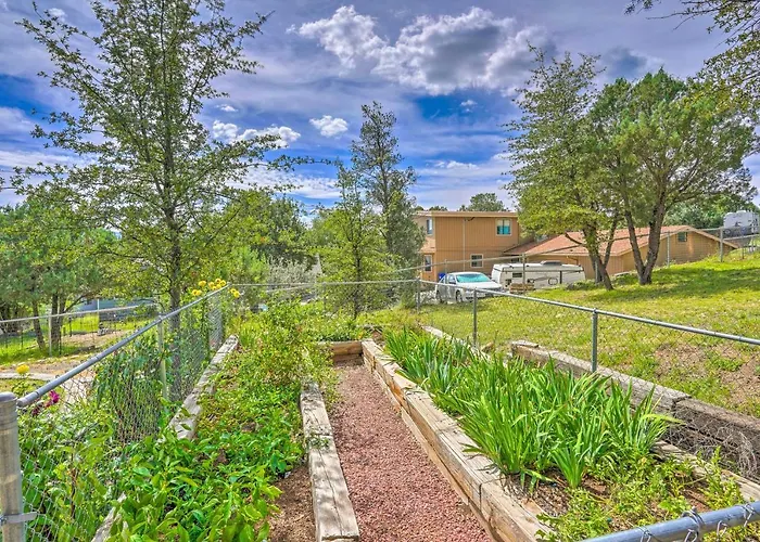 Peaceful W/ Mountain Views! Apartment